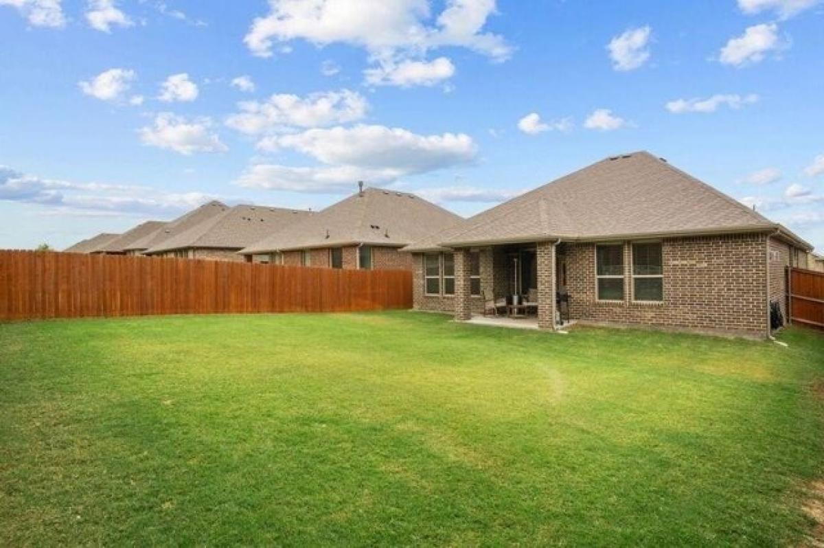 Picture of Home For Sale in Aledo, Texas, United States