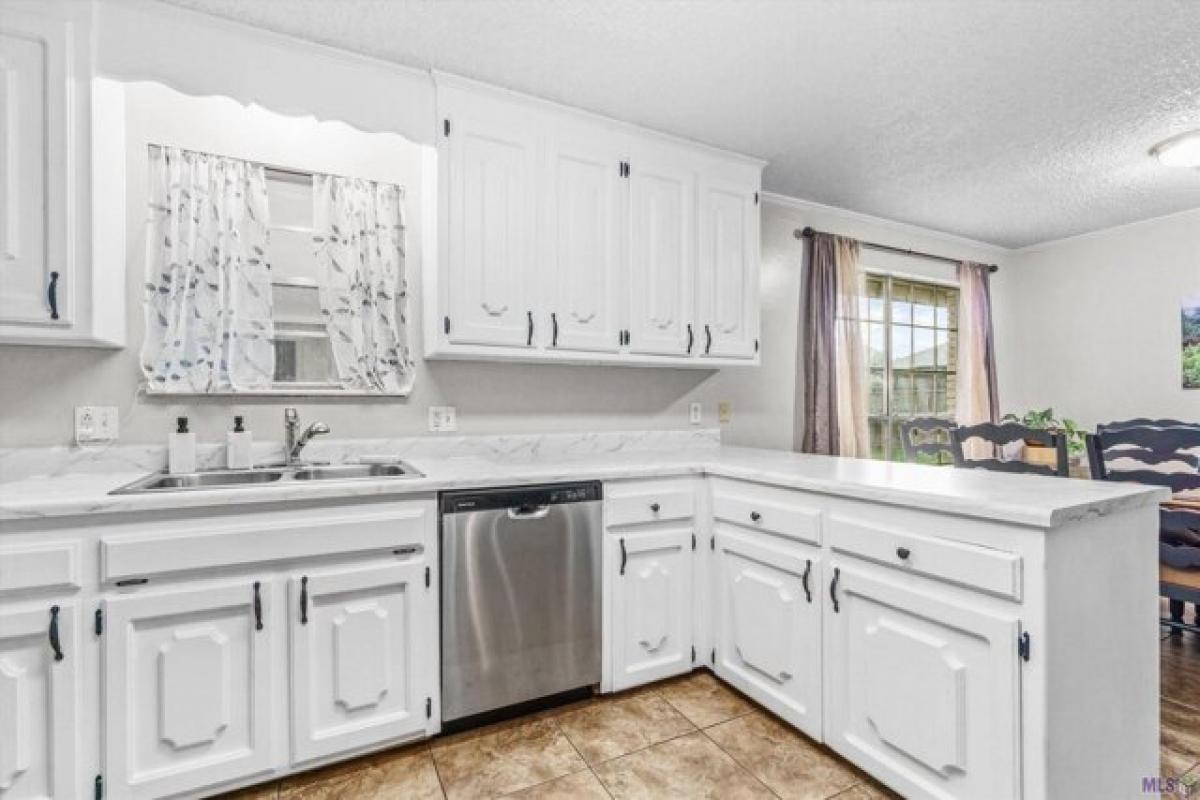 Picture of Home For Sale in Baton Rouge, Louisiana, United States