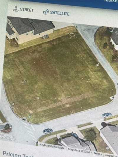 Residential Land For Sale in Kissimmee, Florida