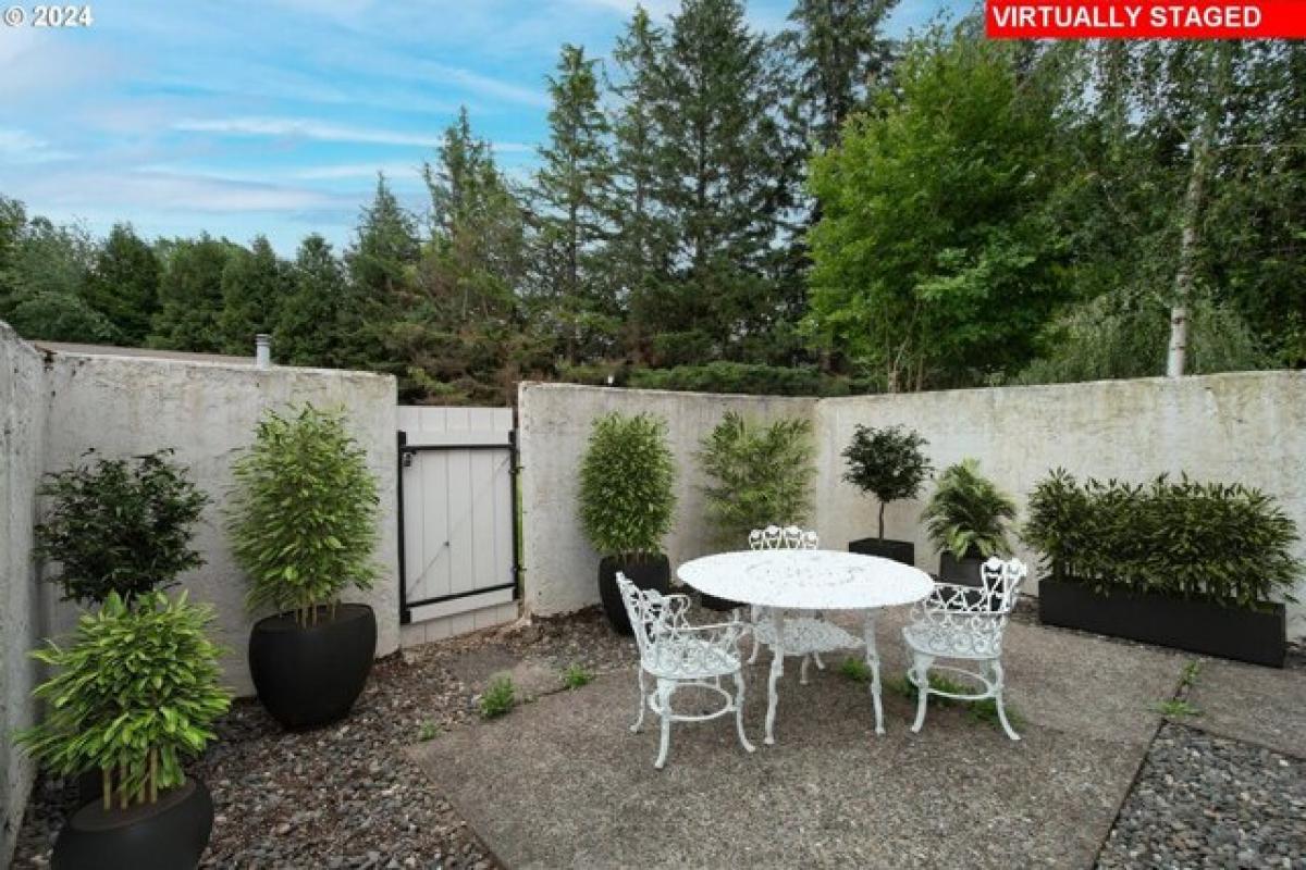 Picture of Home For Sale in Gresham, Oregon, United States