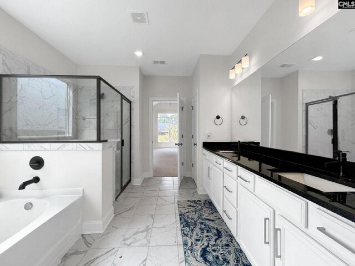 Picture of Home For Sale in Lexington, South Carolina, United States