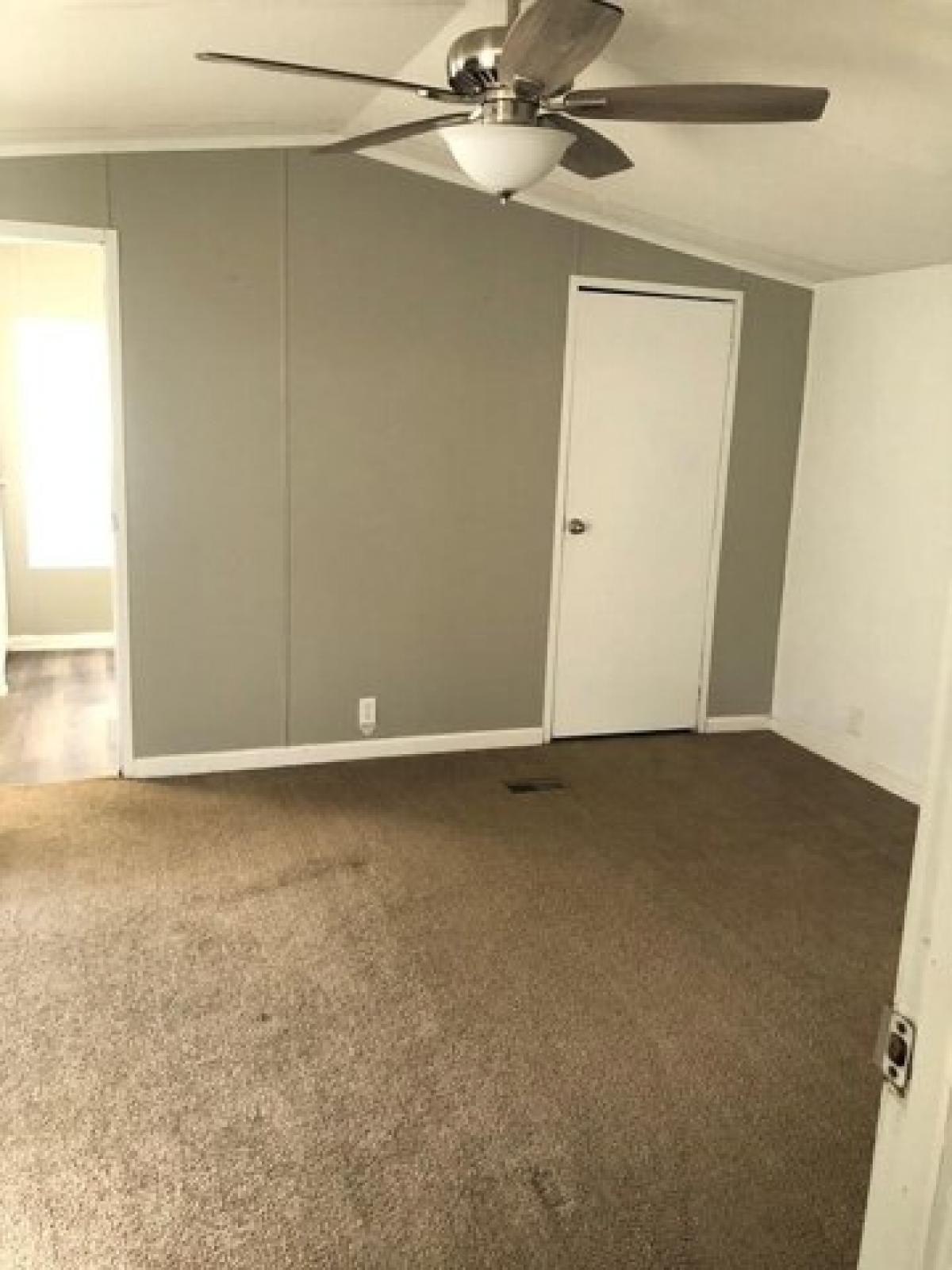 Picture of Home For Sale in Ray City, Georgia, United States