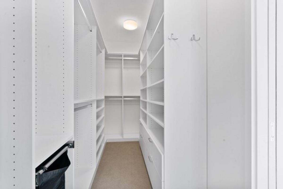 Picture of Home For Sale in Boston, Massachusetts, United States