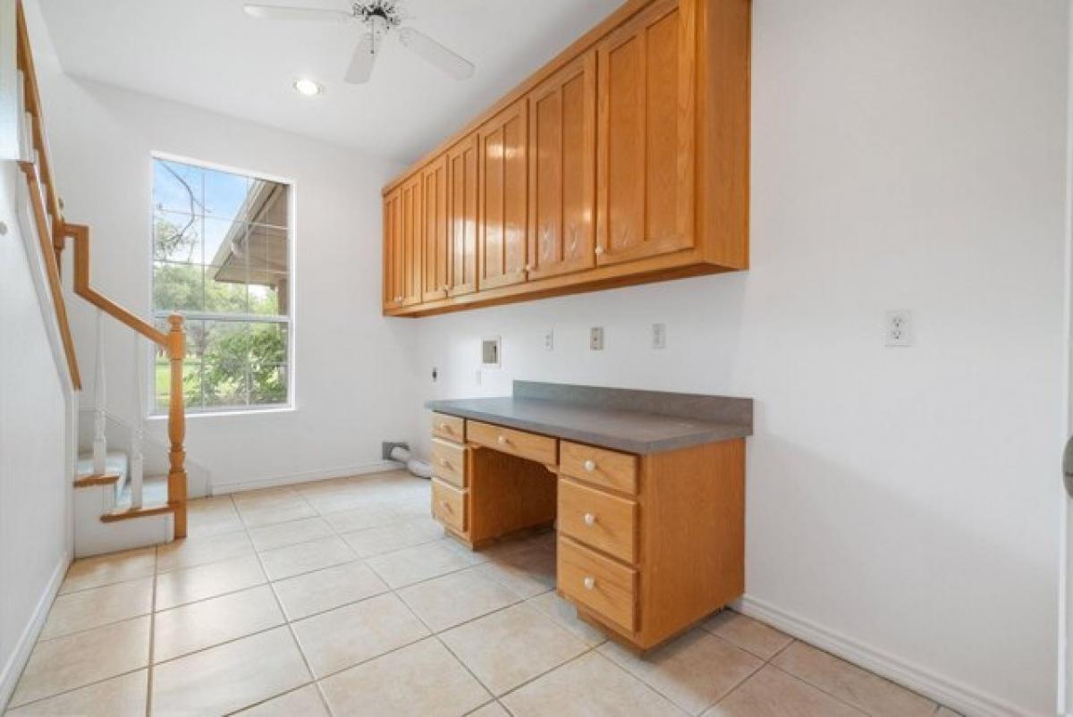 Picture of Home For Sale in Granbury, Texas, United States