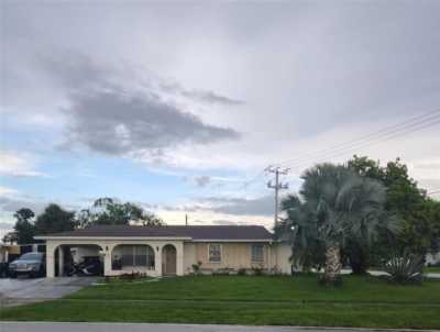 Home For Sale in Port Charlotte, Florida