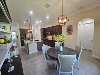 Home For Sale in Port Saint Lucie, Florida