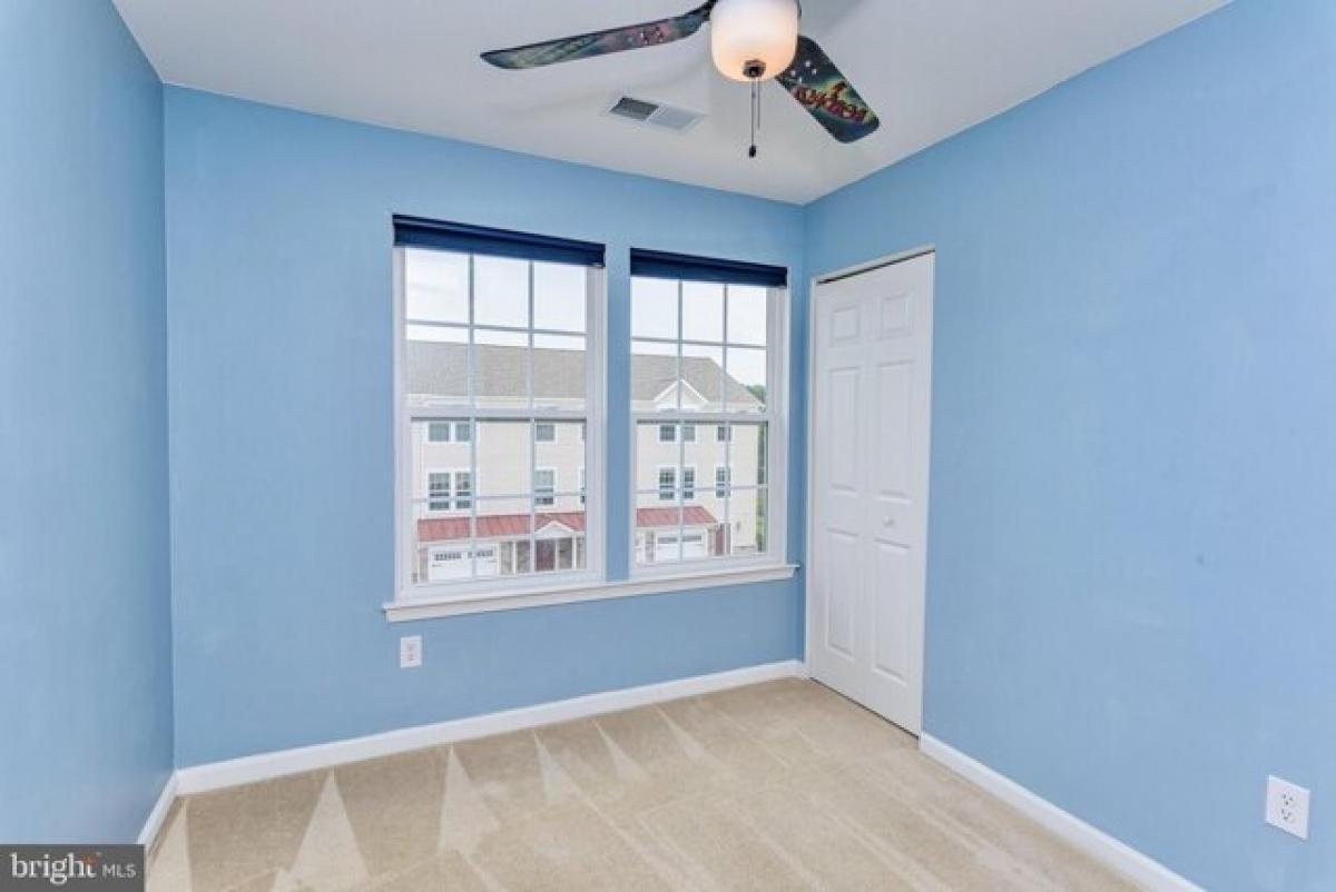 Picture of Home For Sale in Millsboro, Delaware, United States