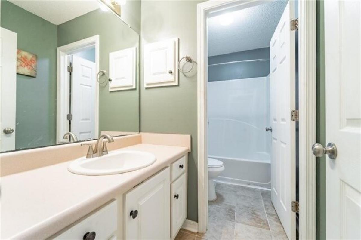 Picture of Home For Sale in Mobile, Alabama, United States