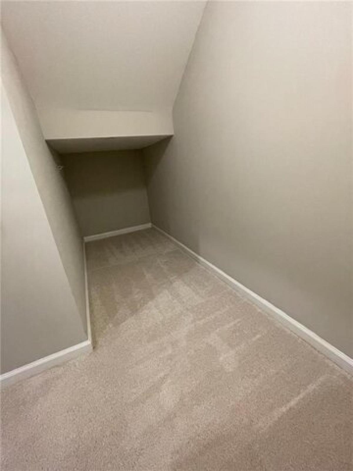 Picture of Home For Sale in Woodstock, Georgia, United States