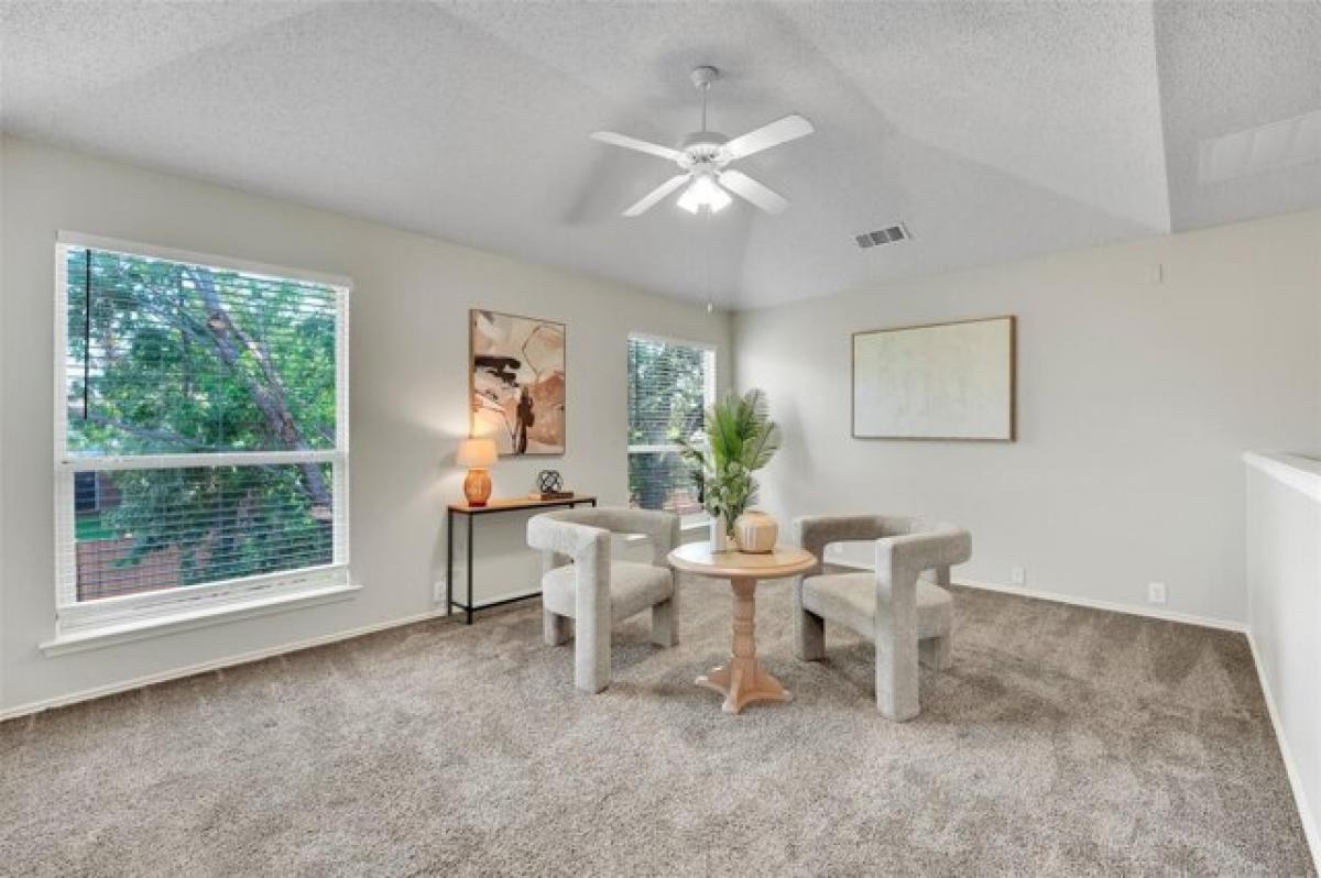 Picture of Home For Sale in Denton, Texas, United States