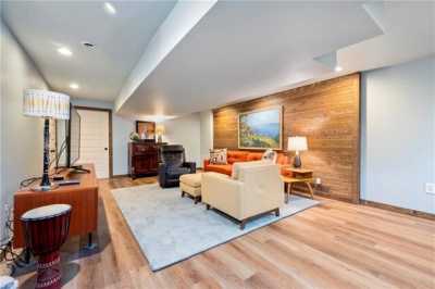 Home For Sale in Pittsburgh, Pennsylvania