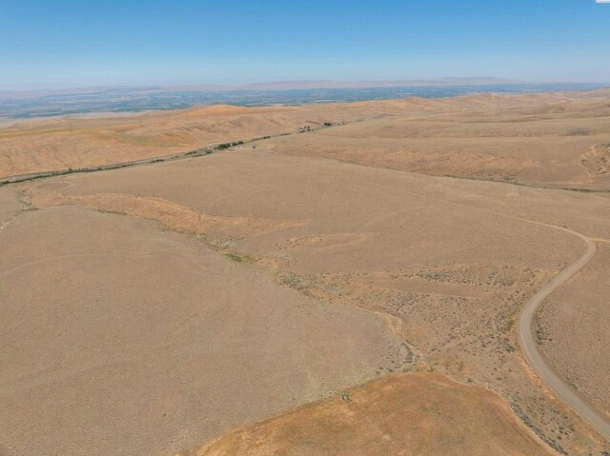 Picture of Residential Land For Sale in Mabton, Washington, United States