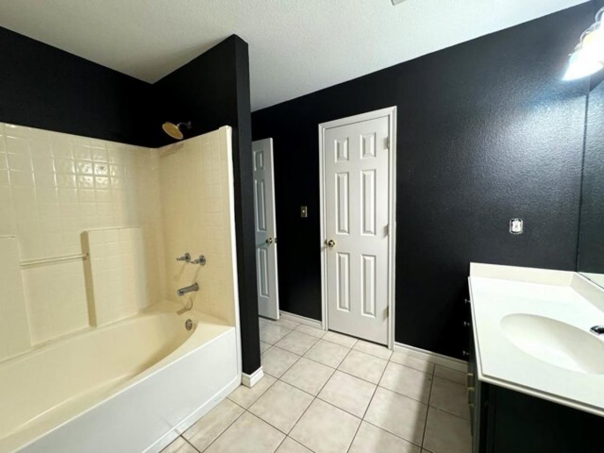 Picture of Home For Sale in Lumberton, Texas, United States