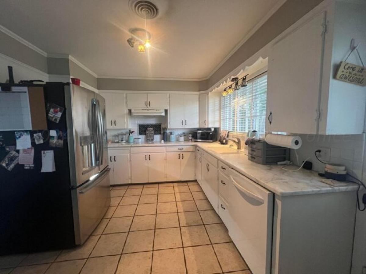 Picture of Home For Sale in Pampa, Texas, United States