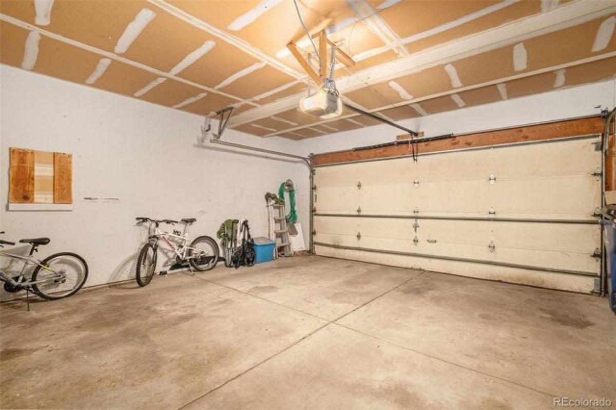 Picture of Home For Sale in Littleton, Colorado, United States