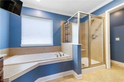 Home For Sale in Brecksville, Ohio