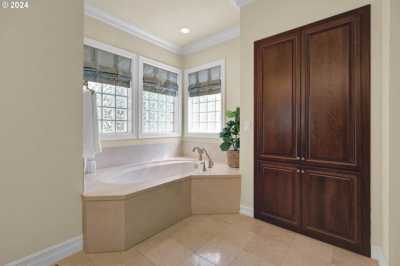 Home For Sale in Eugene, Oregon