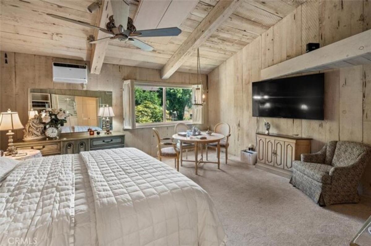 Picture of Home For Sale in Valencia, California, United States