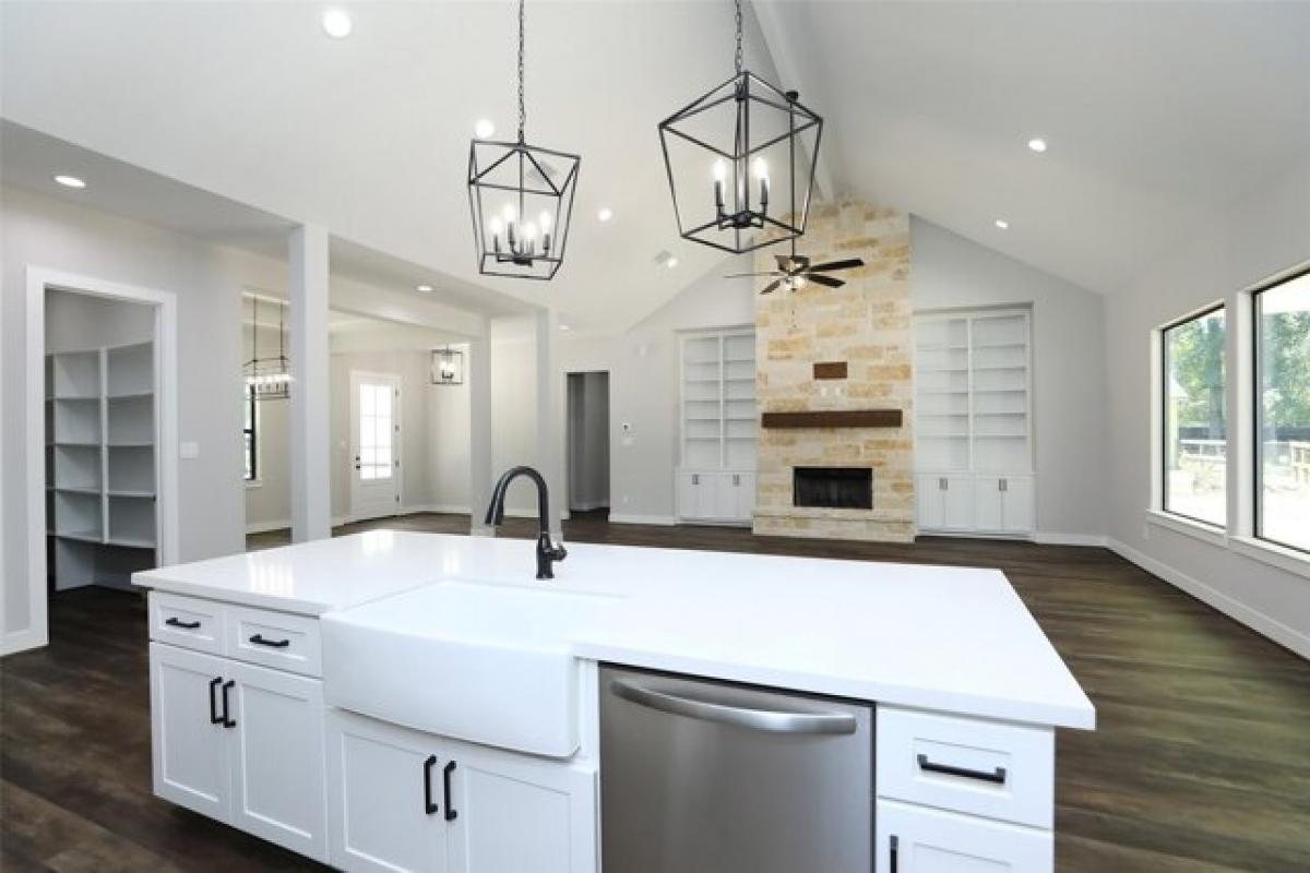 Picture of Home For Sale in Magnolia, Texas, United States