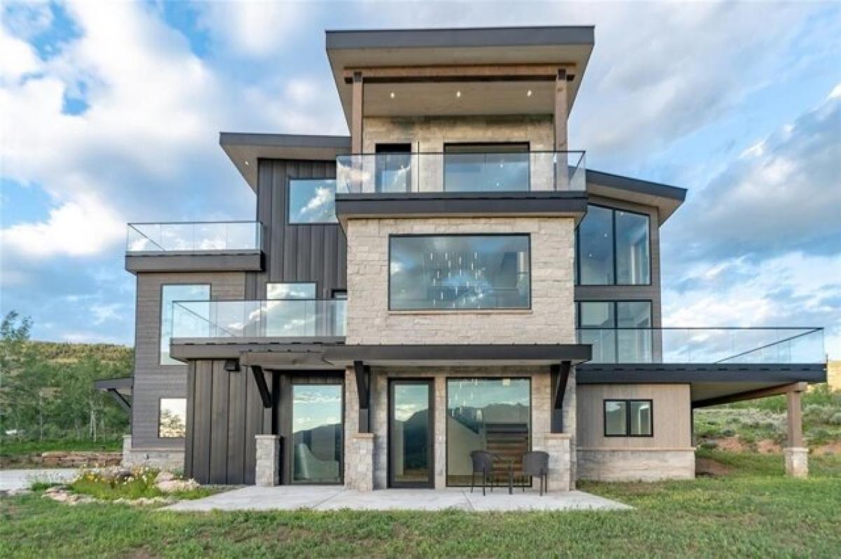 Picture of Home For Sale in Silverthorne, Colorado, United States