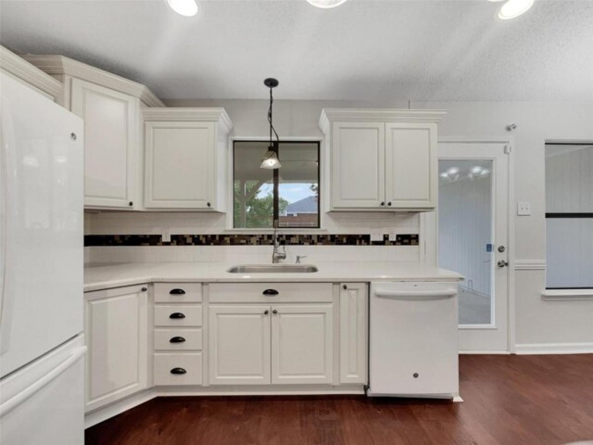 Picture of Home For Sale in Lewisville, Texas, United States