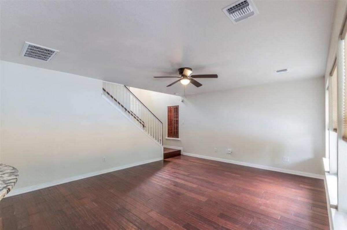 Picture of Home For Sale in Pflugerville, Texas, United States