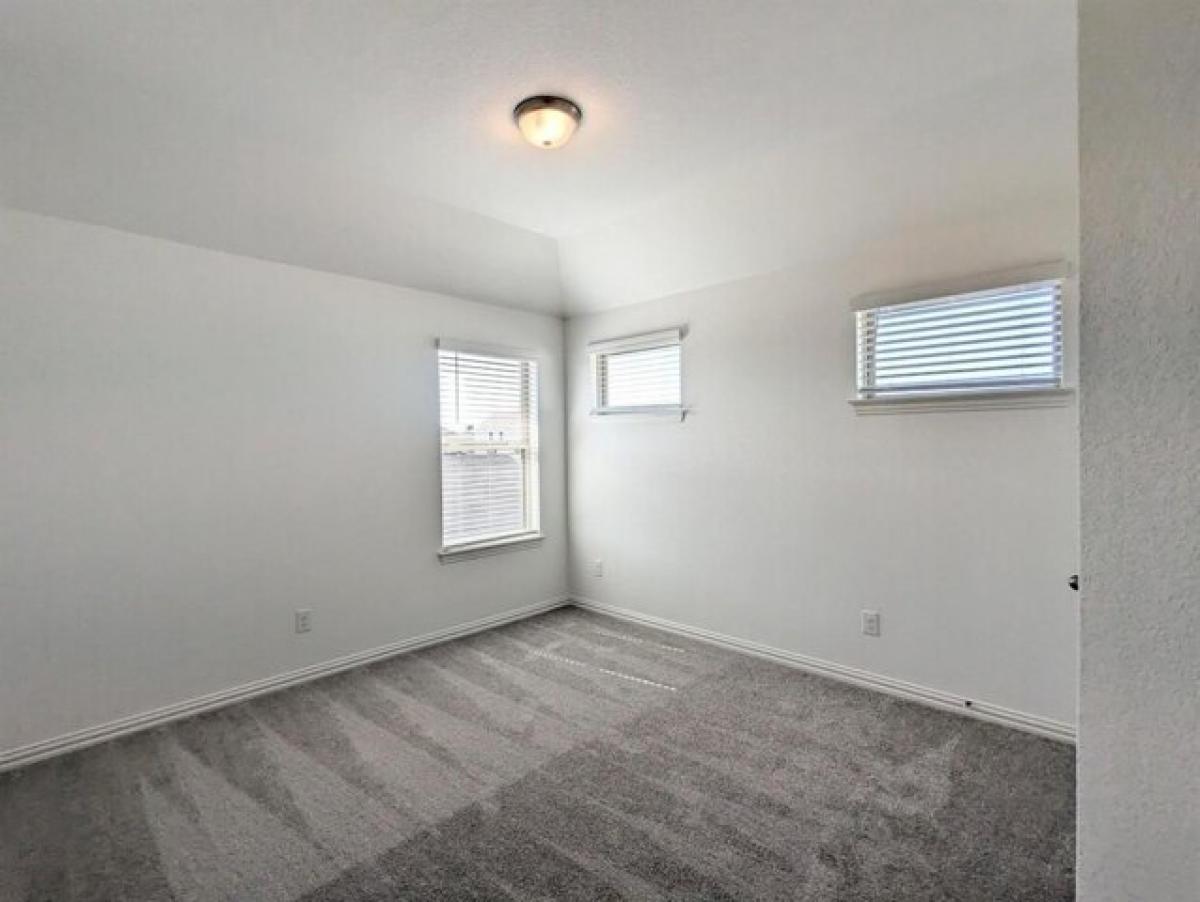 Picture of Home For Sale in Hutto, Texas, United States