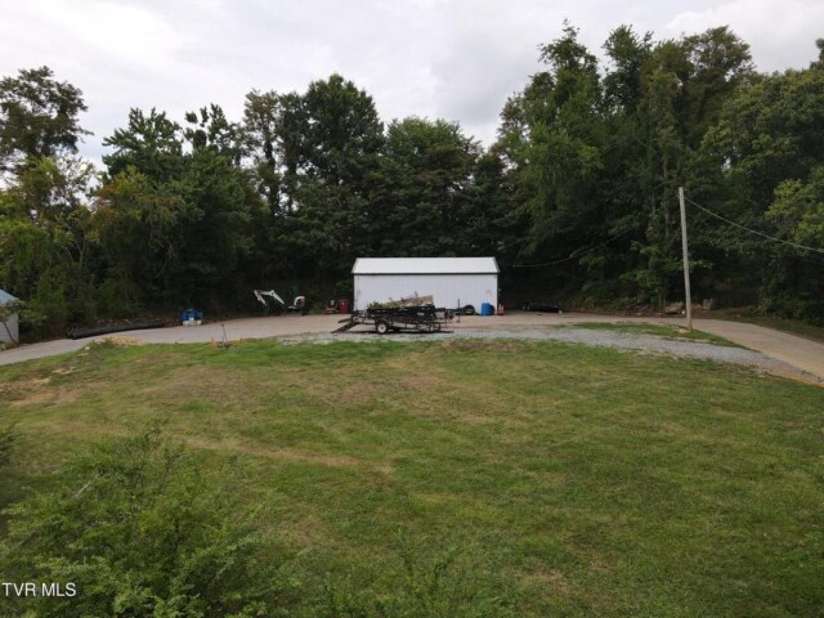 Picture of Home For Sale in Johnson City, Tennessee, United States