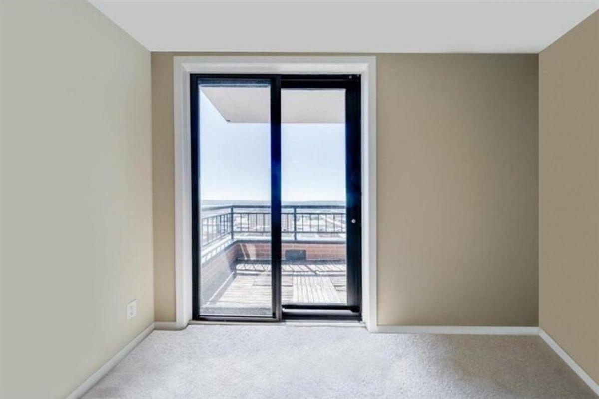 Picture of Home For Sale in Saint Paul, Minnesota, United States