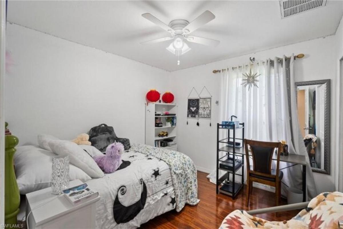 Picture of Home For Sale in Lehigh Acres, Florida, United States