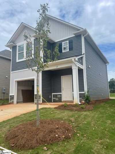 Home For Sale in Easley, South Carolina