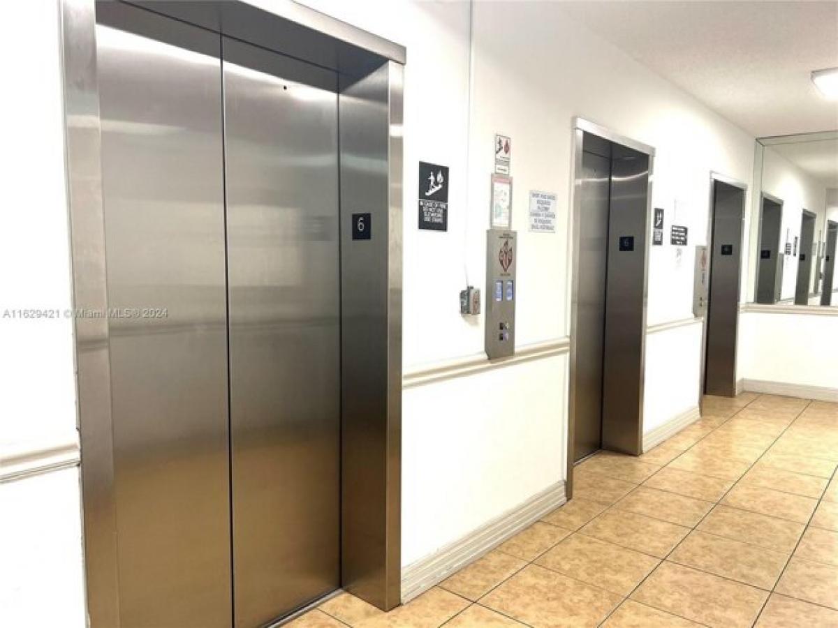 Picture of Home For Sale in Miami Beach, Florida, United States