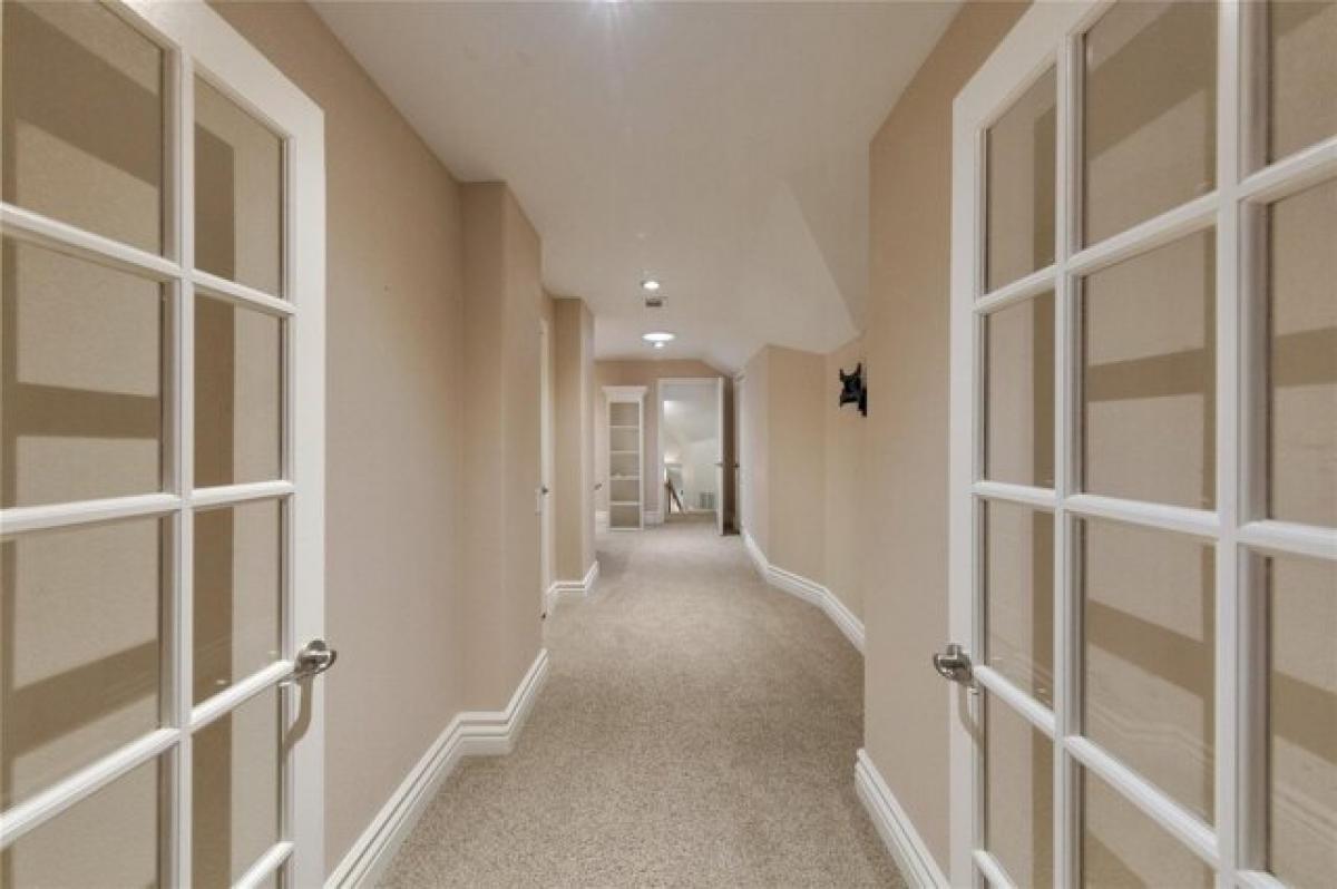 Picture of Home For Sale in Plano, Texas, United States