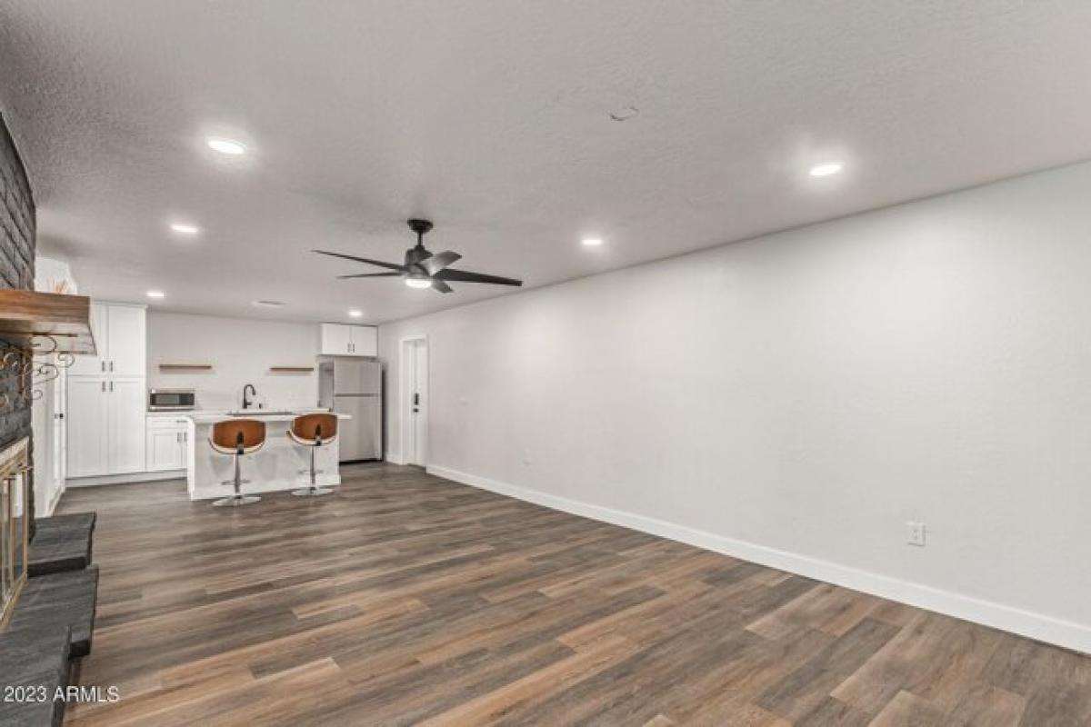 Picture of Home For Sale in Tempe, Arizona, United States