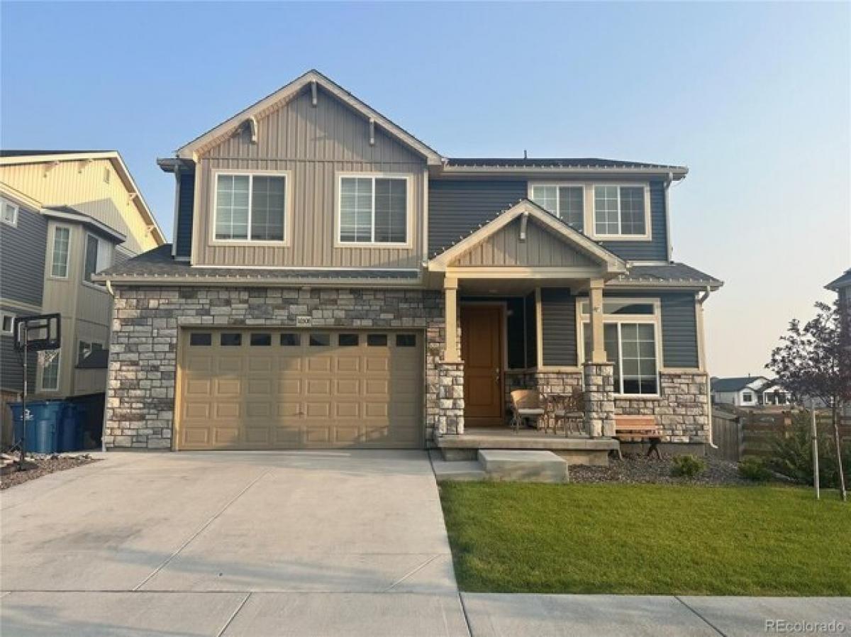 Picture of Home For Sale in Commerce City, Colorado, United States