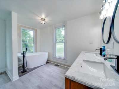 Home For Sale in Albemarle, North Carolina