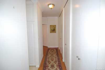 Home For Sale in Floral Park, New York