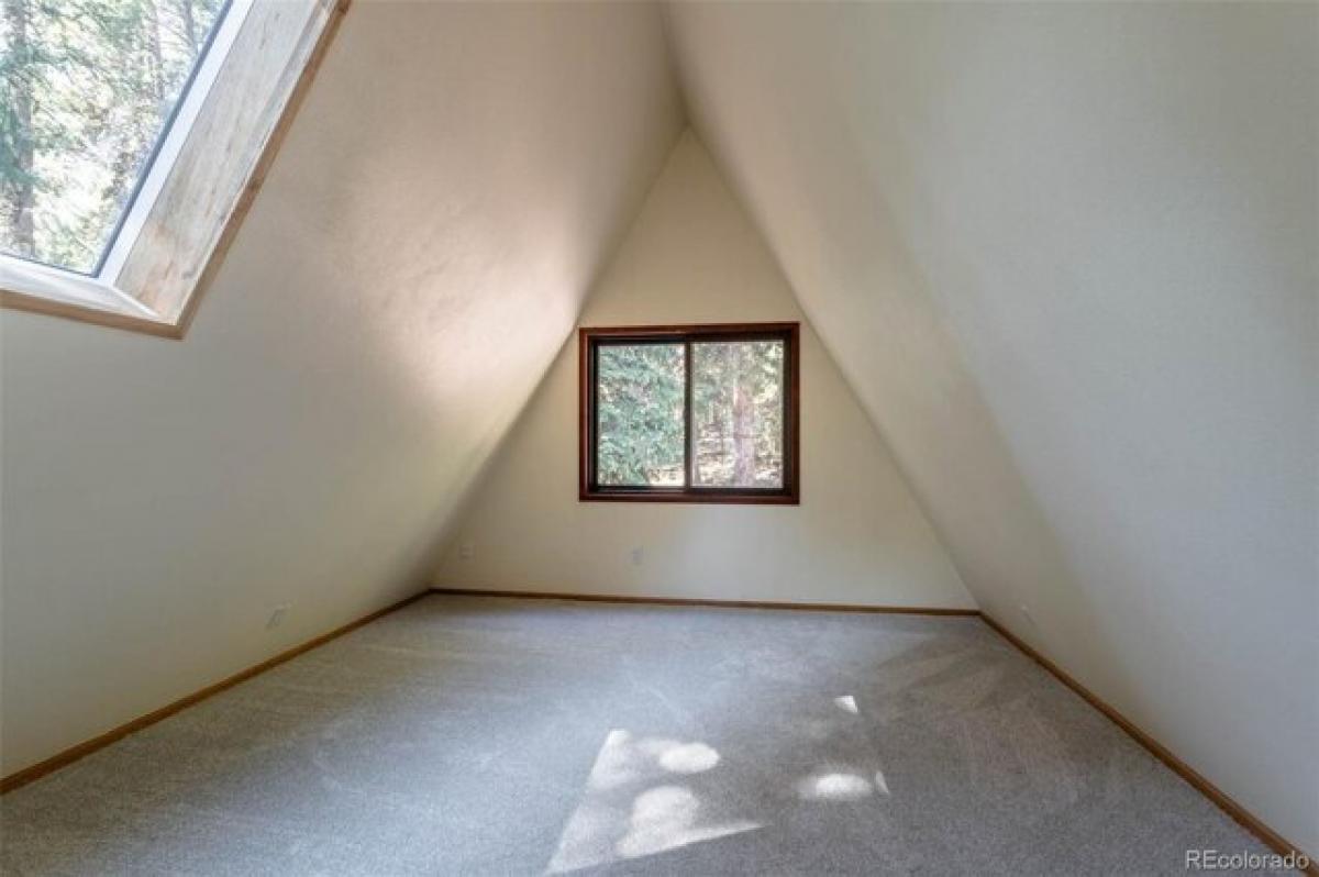 Picture of Home For Sale in Evergreen, Colorado, United States