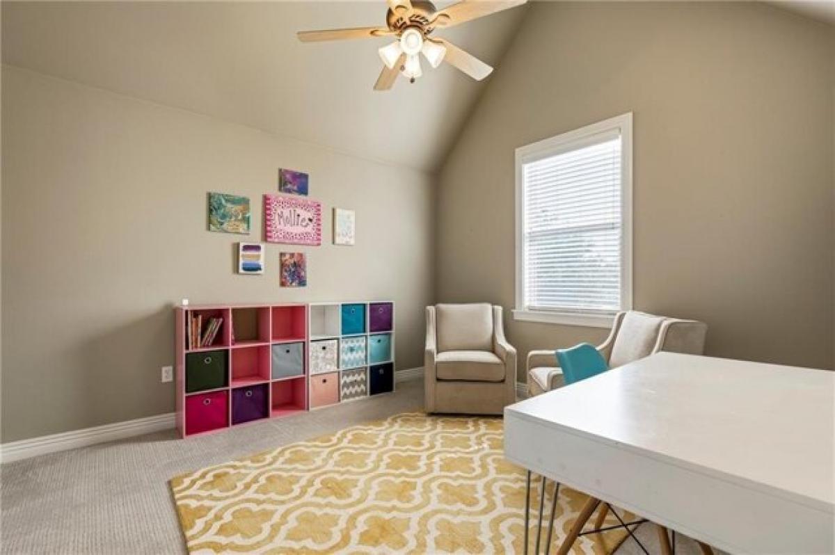 Picture of Home For Sale in Fayetteville, Arkansas, United States