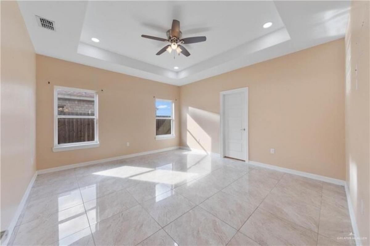 Picture of Home For Sale in Harlingen, Texas, United States