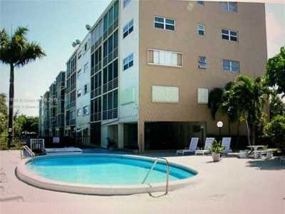 Home For Rent in Hallandale Beach, Florida