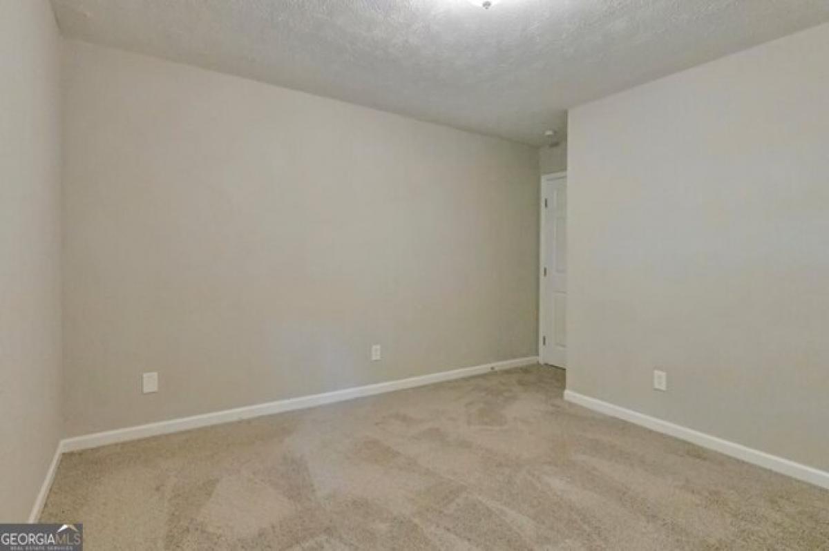 Picture of Home For Sale in Lilburn, Georgia, United States