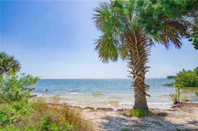 Residential Land For Sale in Crystal River, Florida