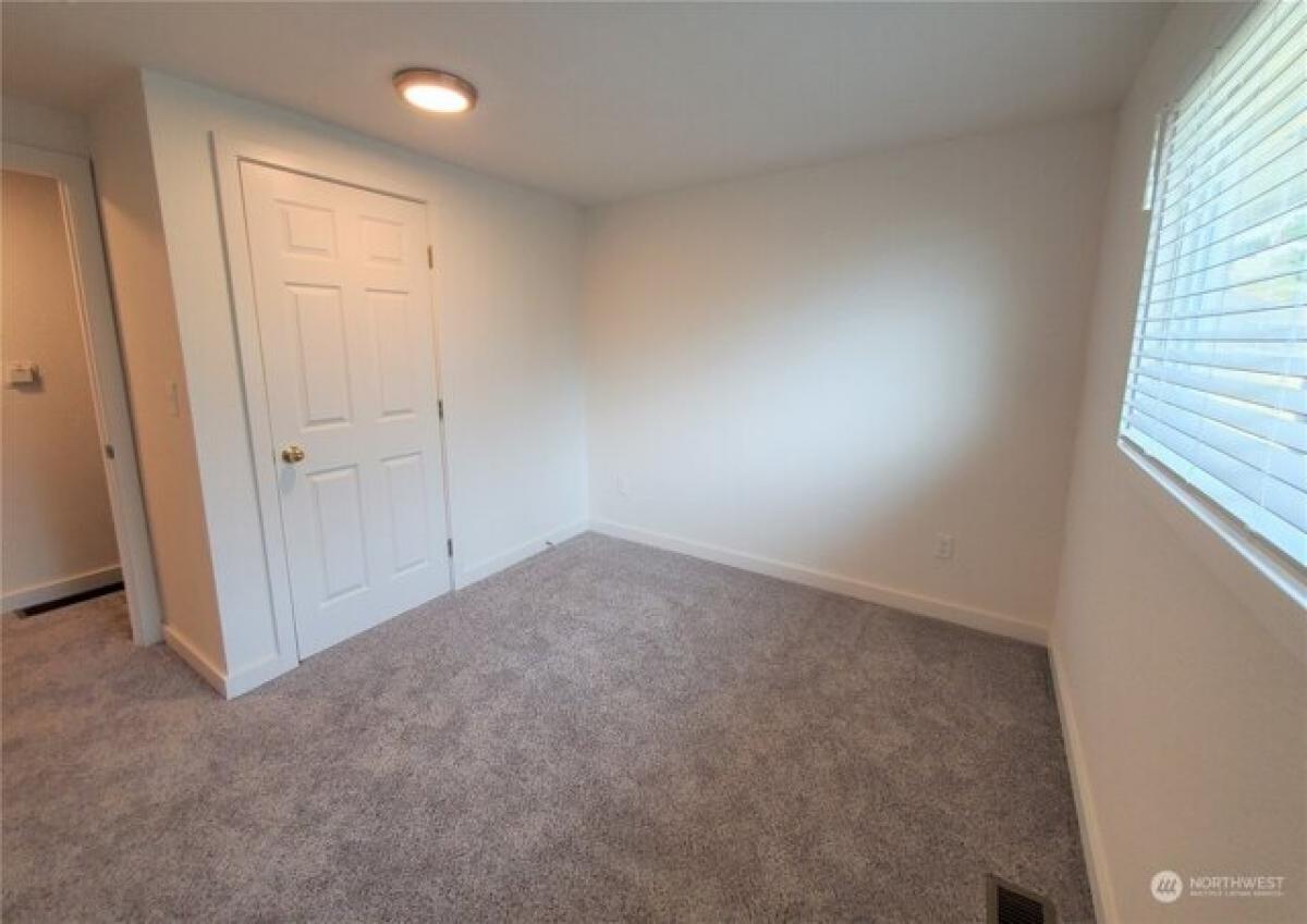 Picture of Home For Sale in Tacoma, Washington, United States