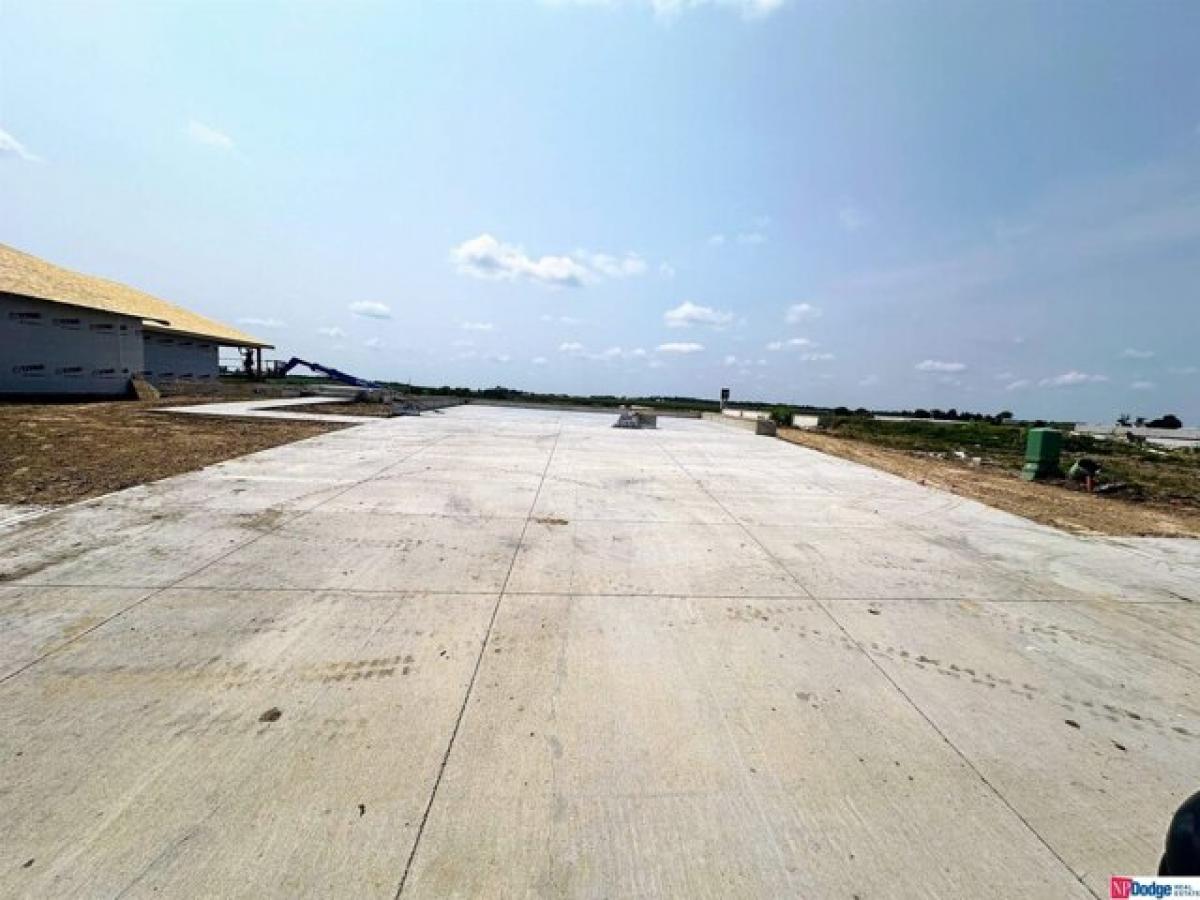 Picture of Residential Land For Sale in Elkhorn, Nebraska, United States