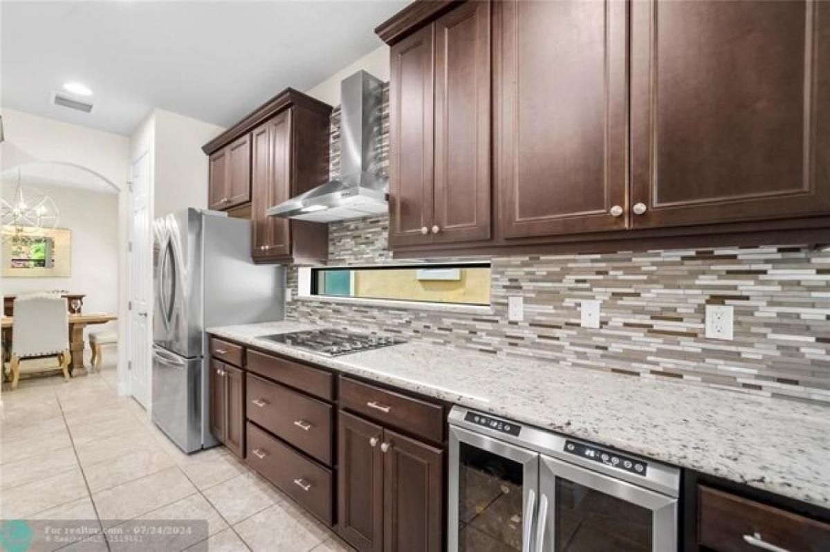 Picture of Home For Sale in Parkland, Florida, United States