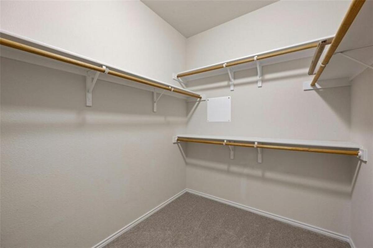 Picture of Home For Sale in Liberty Hill, Texas, United States