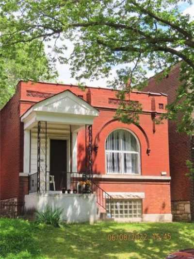 Home For Sale in Saint Louis, Missouri