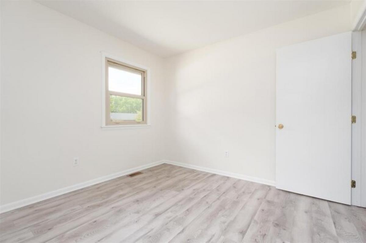 Picture of Home For Sale in Owensboro, Kentucky, United States