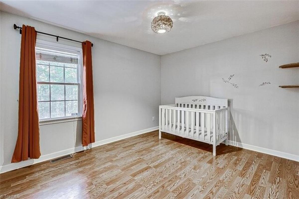 Picture of Home For Sale in Asheboro, North Carolina, United States